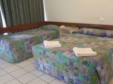 Palms Motel - Tourism Canberra 2