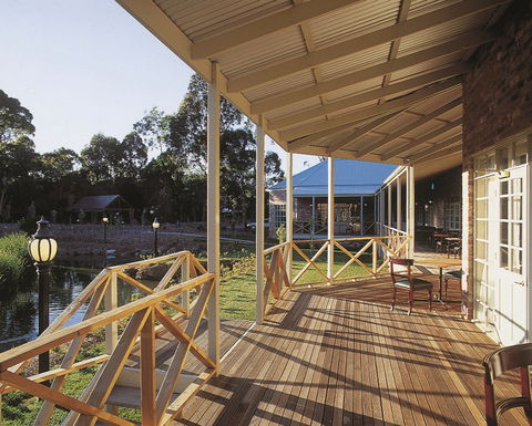 Ballarat Lodge & Convention Centre - Tourism Canberra 1