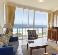 Whale Watch Ocean Beach Resort - Tourism Canberra