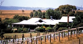 Lancemore Hill - Tourism Canberra 0