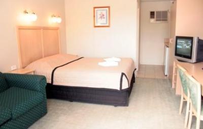 Big Valley Motor Inn - Tourism Canberra 1