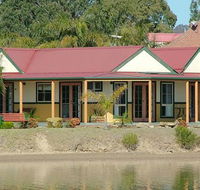 Coachhouse Marina Resort Batemans Bay - Tourism Canberra