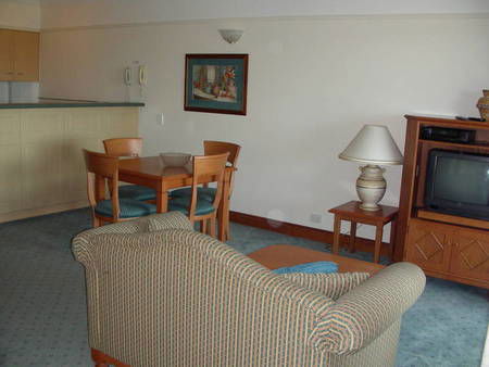 City Park Serviced Apartments - Tourism Canberra 1