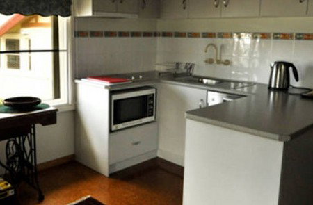 Newcomen Bed And Breakfast - Tourism Canberra 4