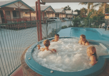 Dolphin Sands Holiday Cabins - Tourism Canberra 0