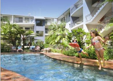 Flynns Beach Resort - Tourism Canberra 0
