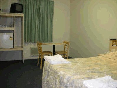 Quality CKS Sydney Airport Hotel - Tourism Canberra 4