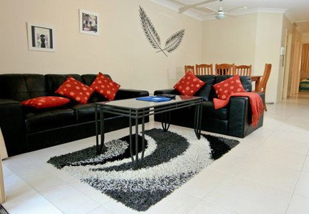 Miami Beachside Apartments - Tourism Canberra 4