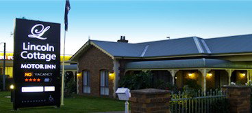 Lincoln Cottage Motor Inn - Tourism Canberra 0