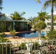 Reef Adventureland Motor Inn - Tourism Canberra