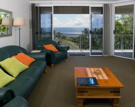 On The Beach Holiday Apartments - Tourism Canberra 1