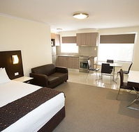 Country Comfort Premier Motel - Tourism Canberra