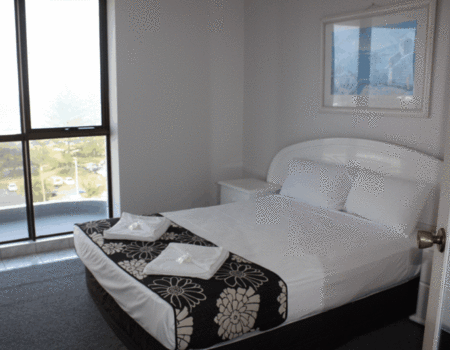 Burleigh Gardens North Hi Rise - Tourism Canberra 1