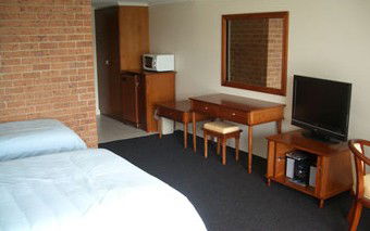Marina Resort - Tourism Canberra 3