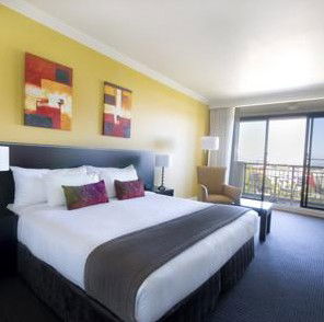 Crowne Plaza Norwest - Tourism Canberra 3