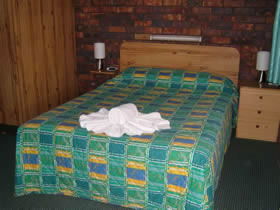 Bridge Street Motor Inn - Tourism Canberra 1