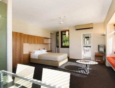 Regents Court - Tourism Canberra 2