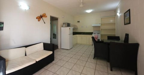 Coconut Grove Holiday Apartments - Tourism Canberra 5