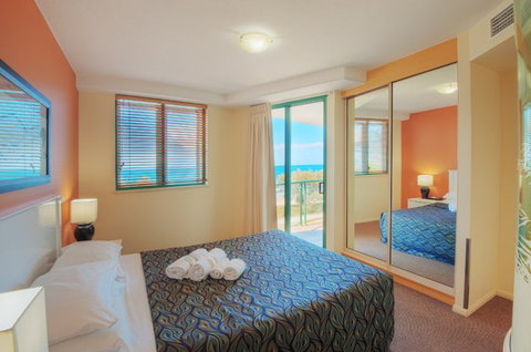 Grand Palais Beachside Resort - Tourism Canberra 6