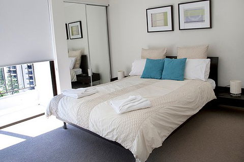 Surfers Century Apartments - Tourism Canberra 2