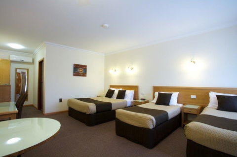 Best Western Golden Grain Motor Inn - Tourism Canberra 0
