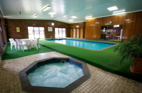 Best Western Golden Grain Motor Inn - Tourism Canberra 4