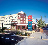 Hotel Ibis Newcastle - Tourism Canberra