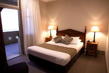 Hotel Bondi - Tourism Canberra 3