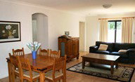 Ruthmor Villas - Tourism Canberra 1