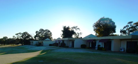 Comfort Inn Barmera Country Club - Tourism Canberra 1