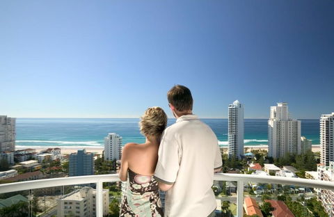 Crowne Plaza Surfers Paradise - Tourism Canberra 0