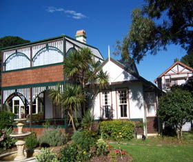 La Maison Boutique Hotel - Tourism Canberra 0
