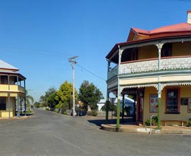 Commercial Hotel Ulmarra - Tourism Canberra 0