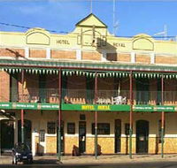 Royal Hotel Coonabarabran - Tourism Canberra