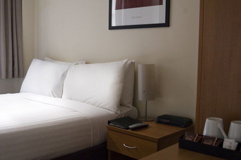 Pensione Hotel Sydney - Tourism Canberra 0