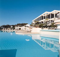 Absolute Beachfront Opal Cove Resort - Tourism Canberra