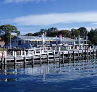 Metung Hotel - Tourism Canberra
