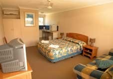  Tourism Canberra