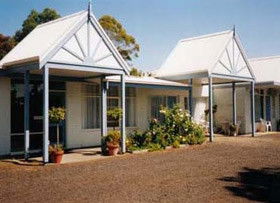 Bridge Motel Newhaven - Tourism Canberra 0
