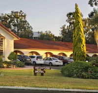 McNevins Warwick Motel amp Gunyah Restaurant - Tourism Canberra