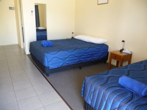 Moura Motel - Tourism Canberra 2