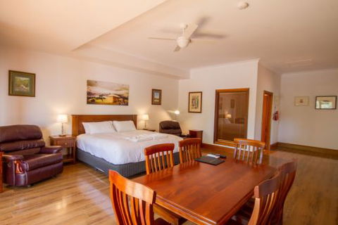 JV Jones Pty Ltd - Tourism Canberra 1