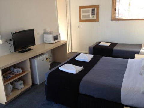 Horsham Motel - Tourism Canberra 2