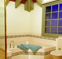 Olde Maritime Motor Inn - Tourism Canberra