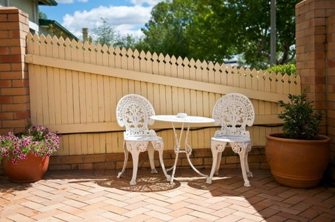 Cousins Motor Inn - Tourism Canberra 12