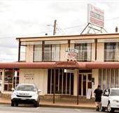 Town House Motor Inn - Tourism Canberra