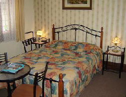 Sonbern Lodge Motel - Tourism Canberra 1