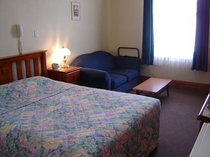 Sonbern Lodge Motel - Tourism Canberra 2