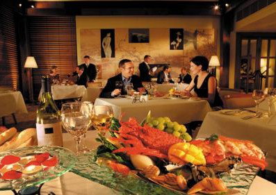 Cypress Lakes Resort - Tourism Canberra 4