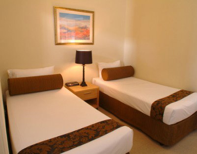 Quest On Story Bridge - Tourism Canberra 0